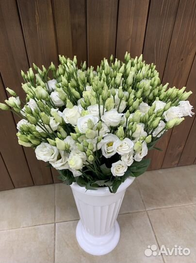 Лизиантус, эустома, букет