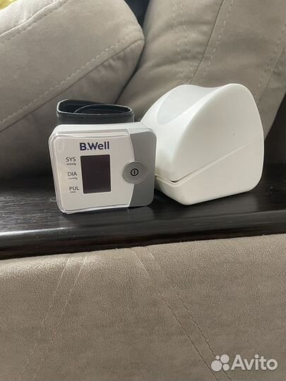 Тонометр на запястье