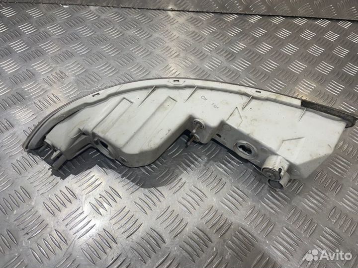 Фара противотуманная передняя правая Nissan Almera