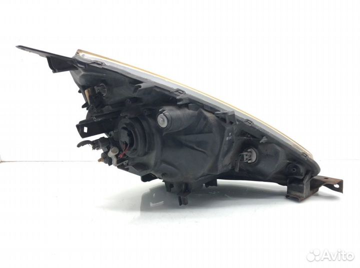 Фара Honda Jazz (2002-2008)