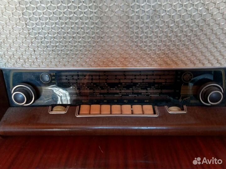 Радиола Восток-57