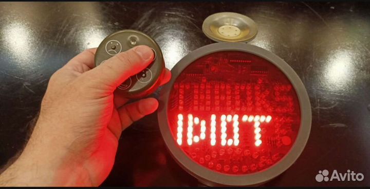 Emoji дисплей