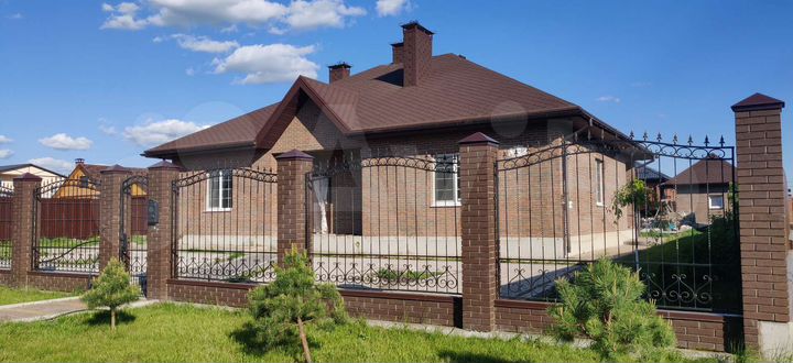 Дом 141 м² на участке 12 га