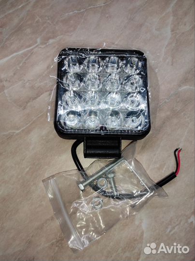 Вспышки фсо (Светодиодный прожектор)