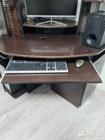 Компьютерный стол бу