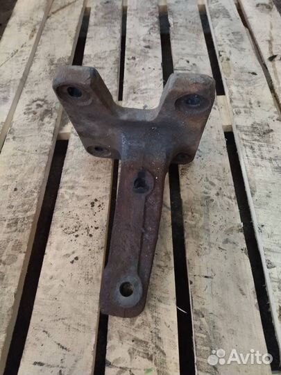 Кронштейн (крепление) DAF XF 105 2008