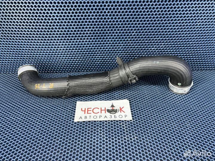 Патрубок интеркулера VW Touareg GP