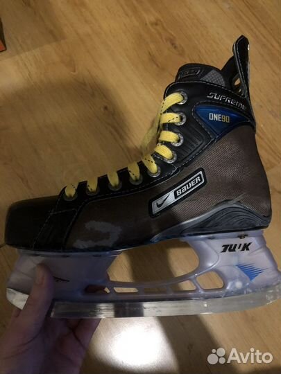 Хоккейные коньки Bauer one 90