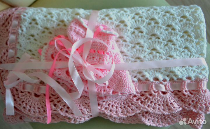 Плед для новорожденных и пинетки
