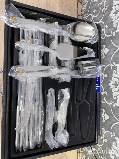 Столовый набор приборов большой