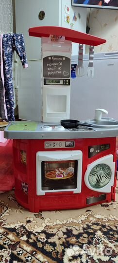 Кухня и кухонные принадлежности