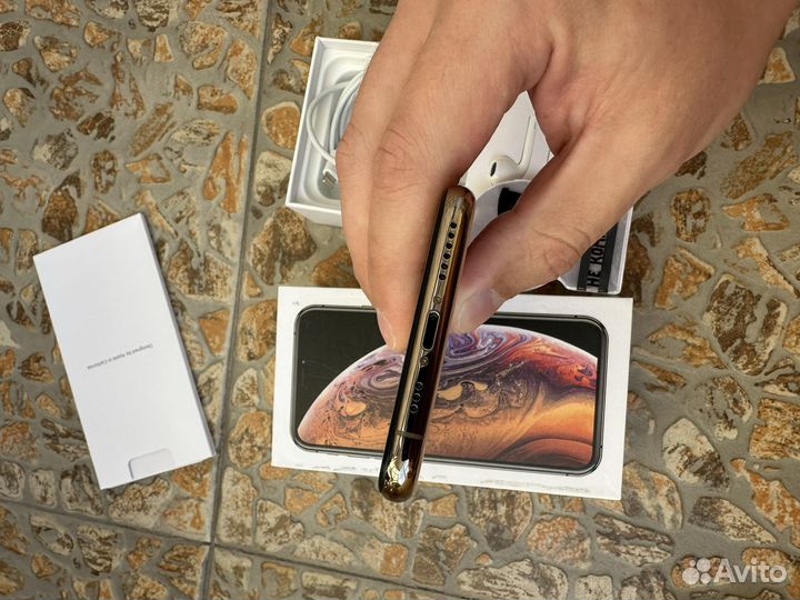 iPhone Xs, 256 ГБ