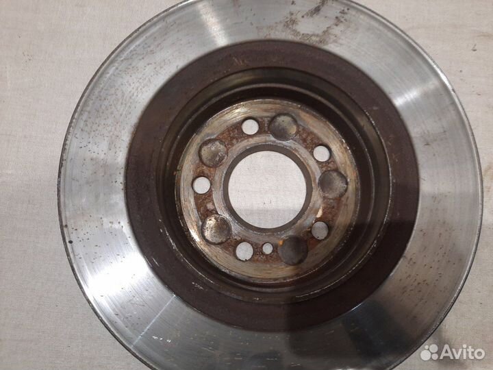 Диск тормозной задний левый Mercedes E250 C207