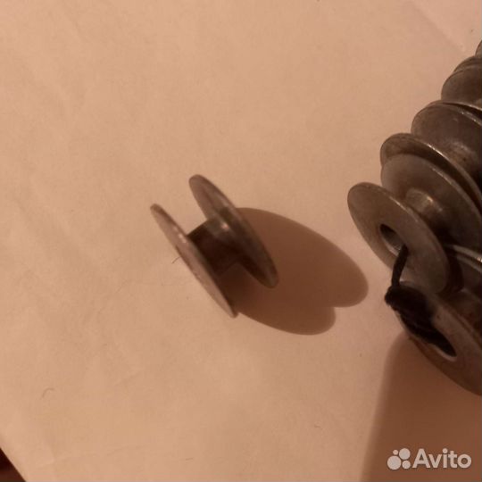 Шпульки для промышленной швейной машины