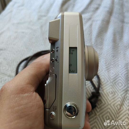 Плёночный фотоаппарат Minolta riva zoom 125