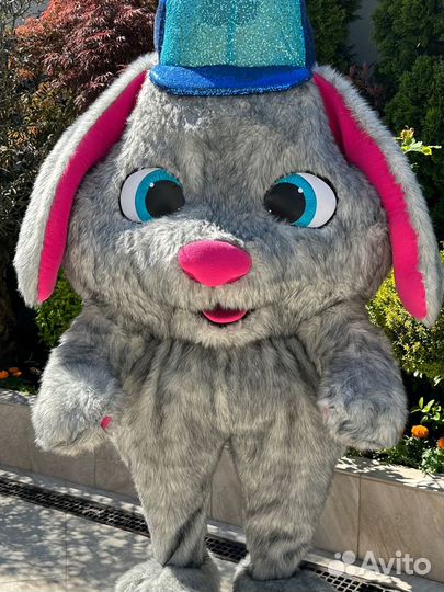 Аниматор ростовая кукла зайчик