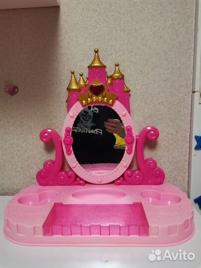 Туалетный столик для девочки игрушечный
