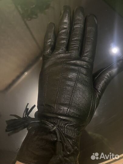Перчатки женские кожаные новые