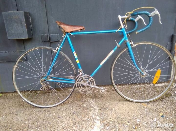 Рама гоночного велосипеда старт шоссе