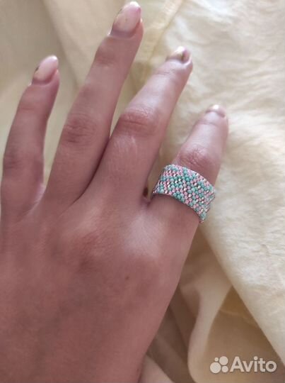 Кольцо из японского бисера