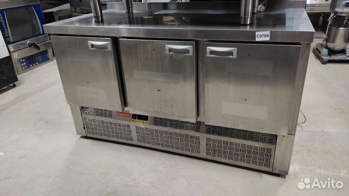 Морозильный стол