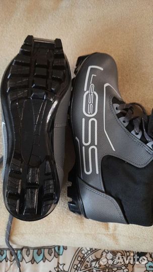 Лыжные ботинки Loss