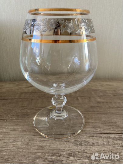 Бокалы для коньяка, виски, вина. Словакия