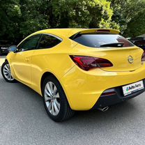 Opel Astra GTC 1.4 AT, 2013, 18 600 км, с пробегом, цена 900 000 руб.