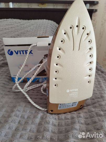 Утюг Vitek