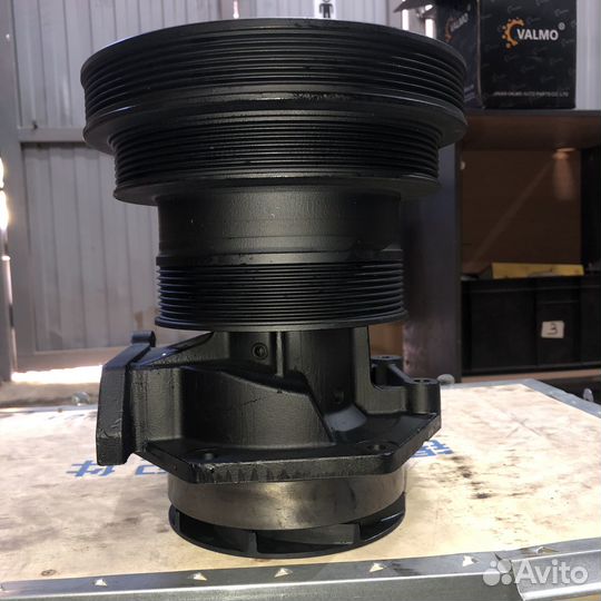 Насос водяной howo E3 VG1500060051