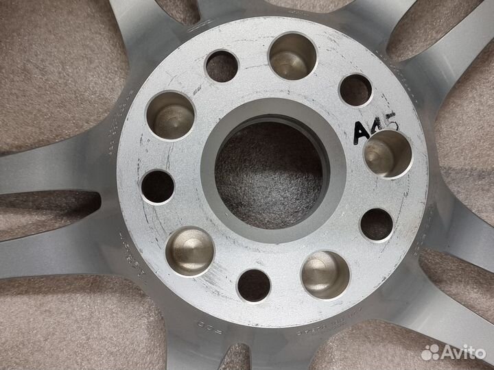 Новые оригинальные диски R19 Audi R8