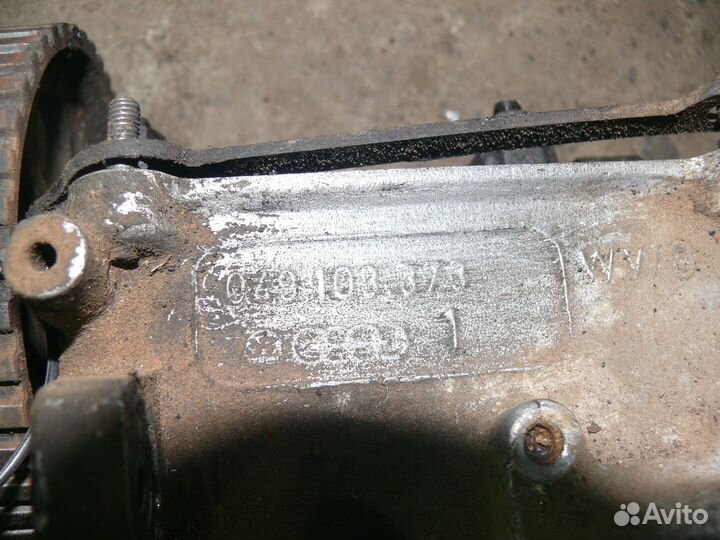 Гбц Audi 80 B2 1,6 л - в сборе