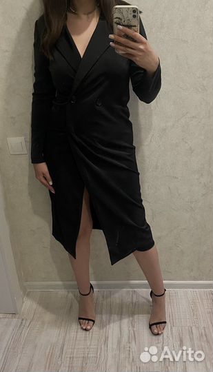 Платье женское