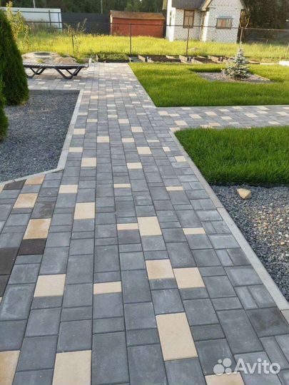 Укладка тротуарной брусчатки