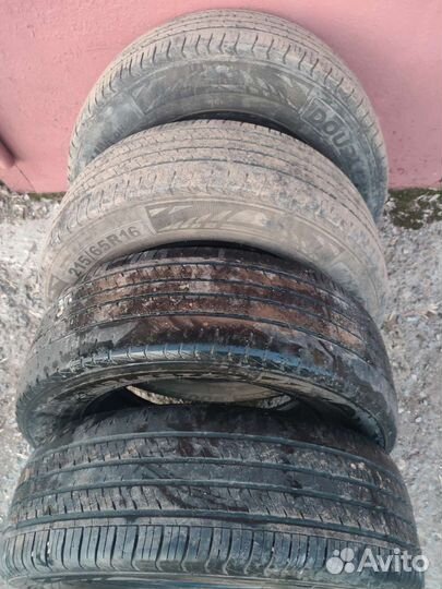 DoubleStar Maximum DH09 215/65 R16