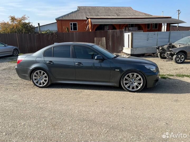 В разборе бмв е60 550 i 2010 год
