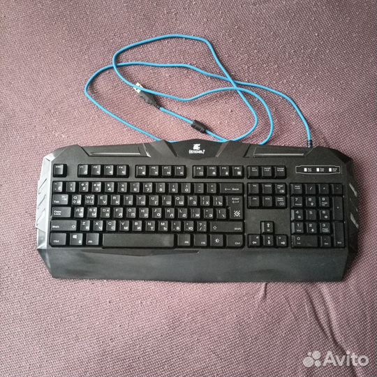 Игровая клавиатура с подсветкой