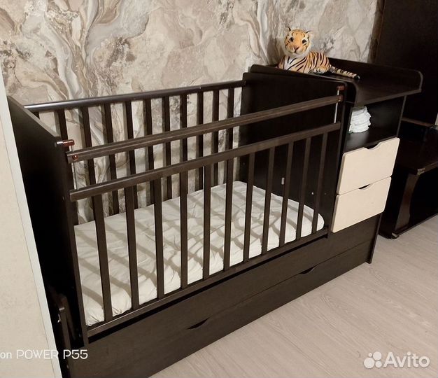 Детская кроватка