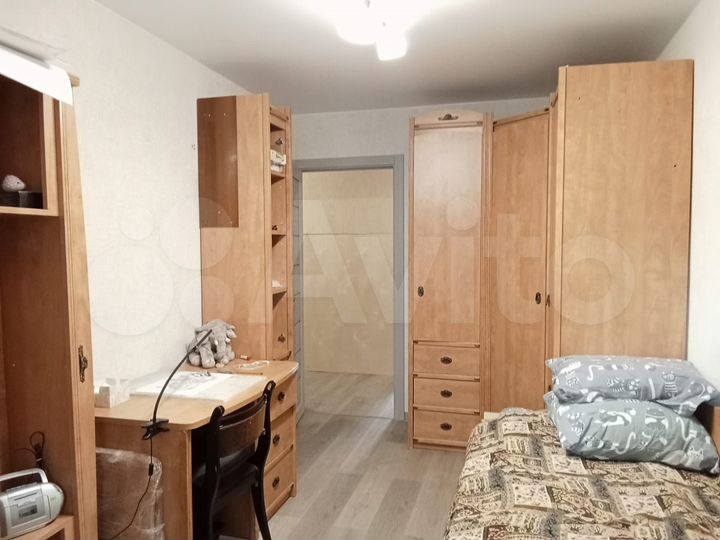 3-к. квартира, 58 м², 1/9 эт.