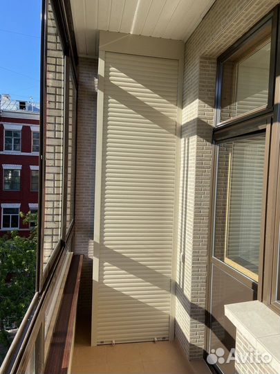 Шкаф с рольставнями на балкон по вашим размерам