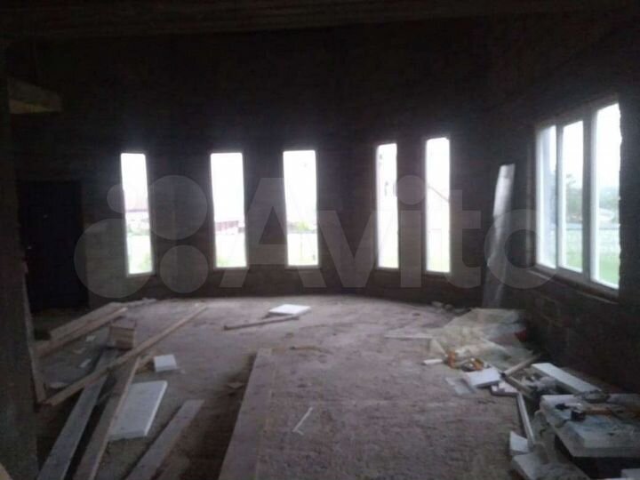 Дом 176 м² на участке 7,5 сот.