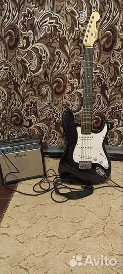 Электрогитара Fender Squier Stratocaster