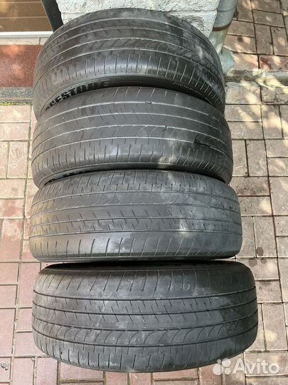 Bridgestone Dueler H/L 33A 235/55 R20 102V