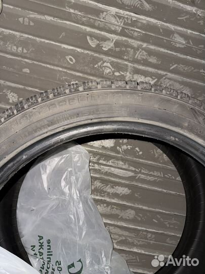 Nokian Tyres Hakkapeliitta R5 245/40 R20 и 275/35 R20