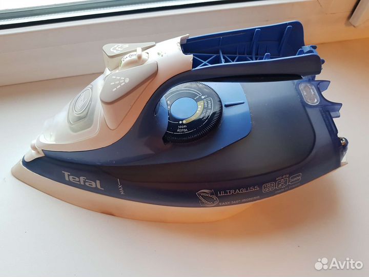 Утюг Tefal FV4880D0 на запчасти