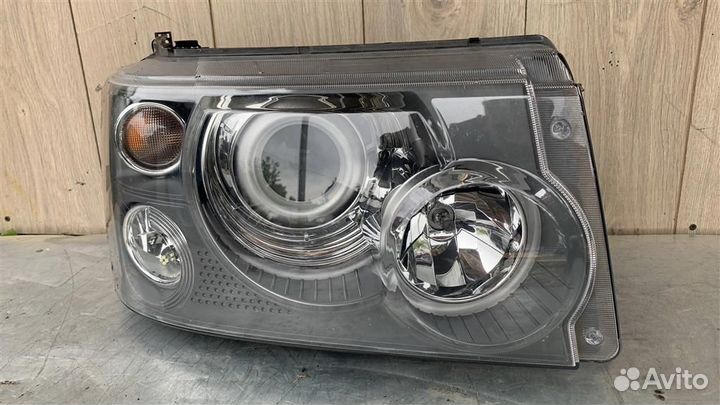 Фара правая от Land Rover Range Rover Sport 2005