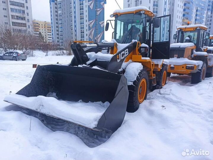 Фронтальный погрузчик JCB 422 ZX, 2021