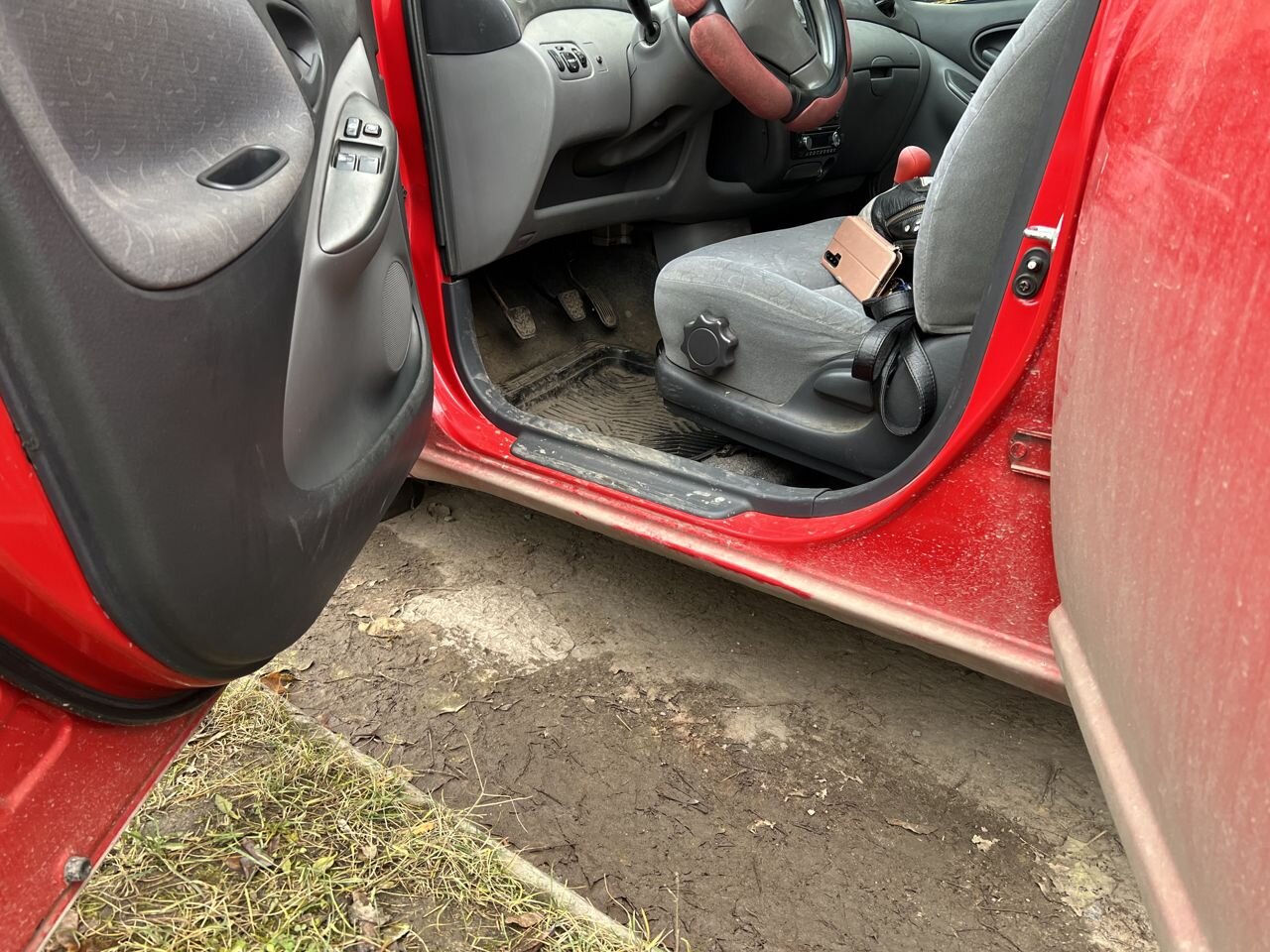 Toyota Yaris: фото владельца