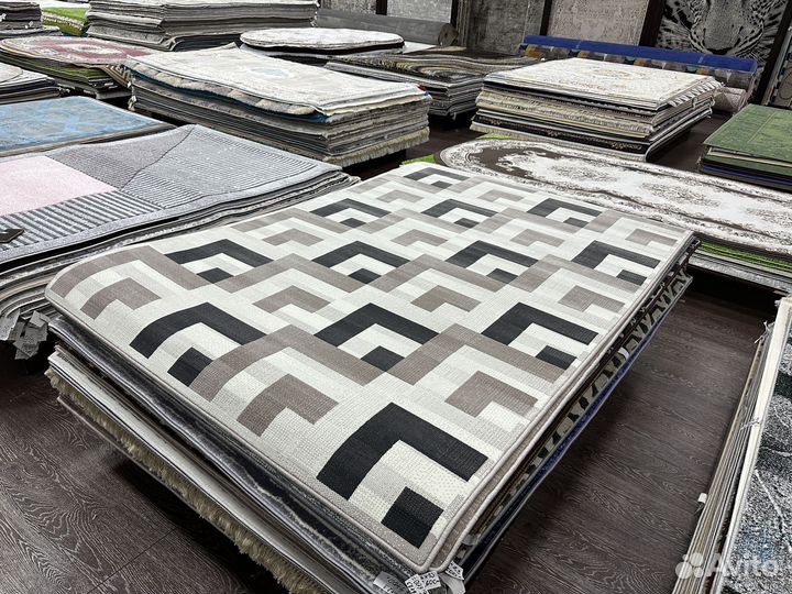 Ковер новый 2х3м