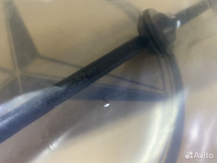 Трос ручного тормоза центр Mercedes sprinter W906